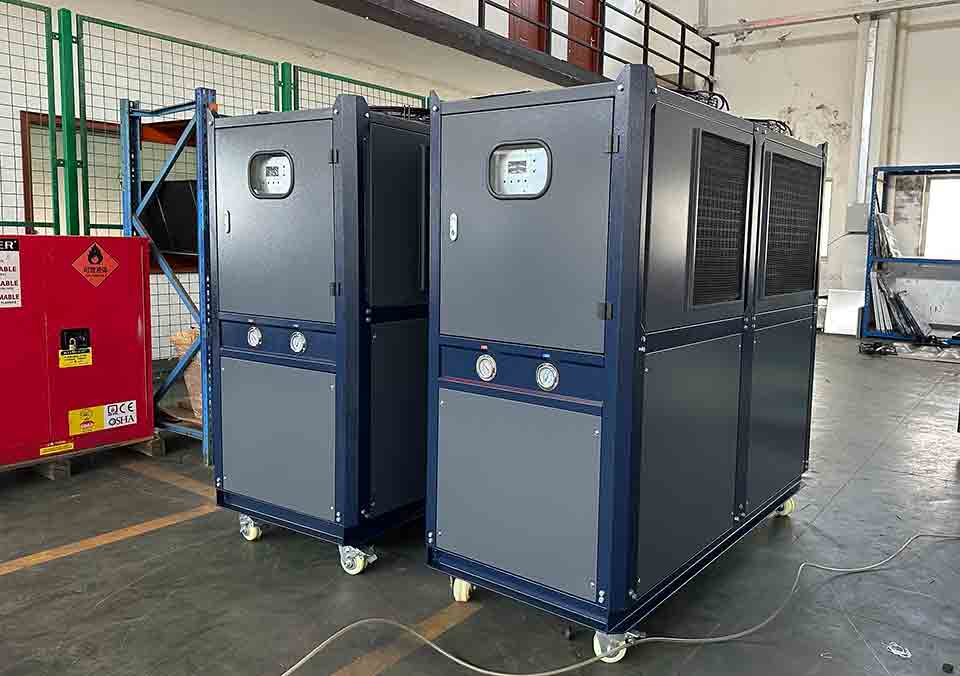 風(fēng)冷式塑膠專用冷水機(jī)